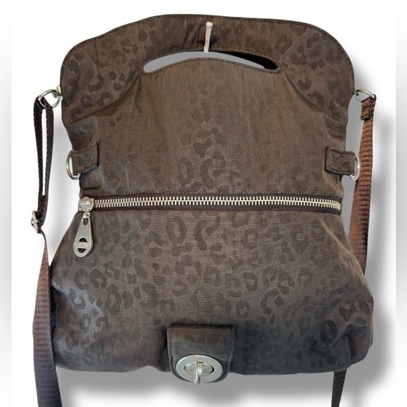 Baggallini Leopard Crossbody Brown Fold Over Multipurpose Travel Everyday Bag - Picture 1 of 12